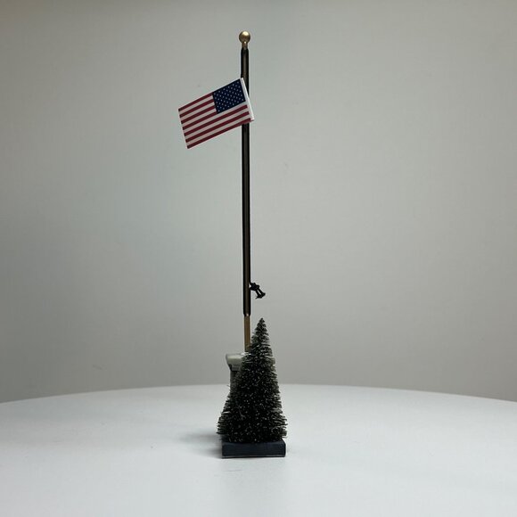 Dept 56 Stars And Stripes Flag Pole General Village Accessory - Picture 5 of 6